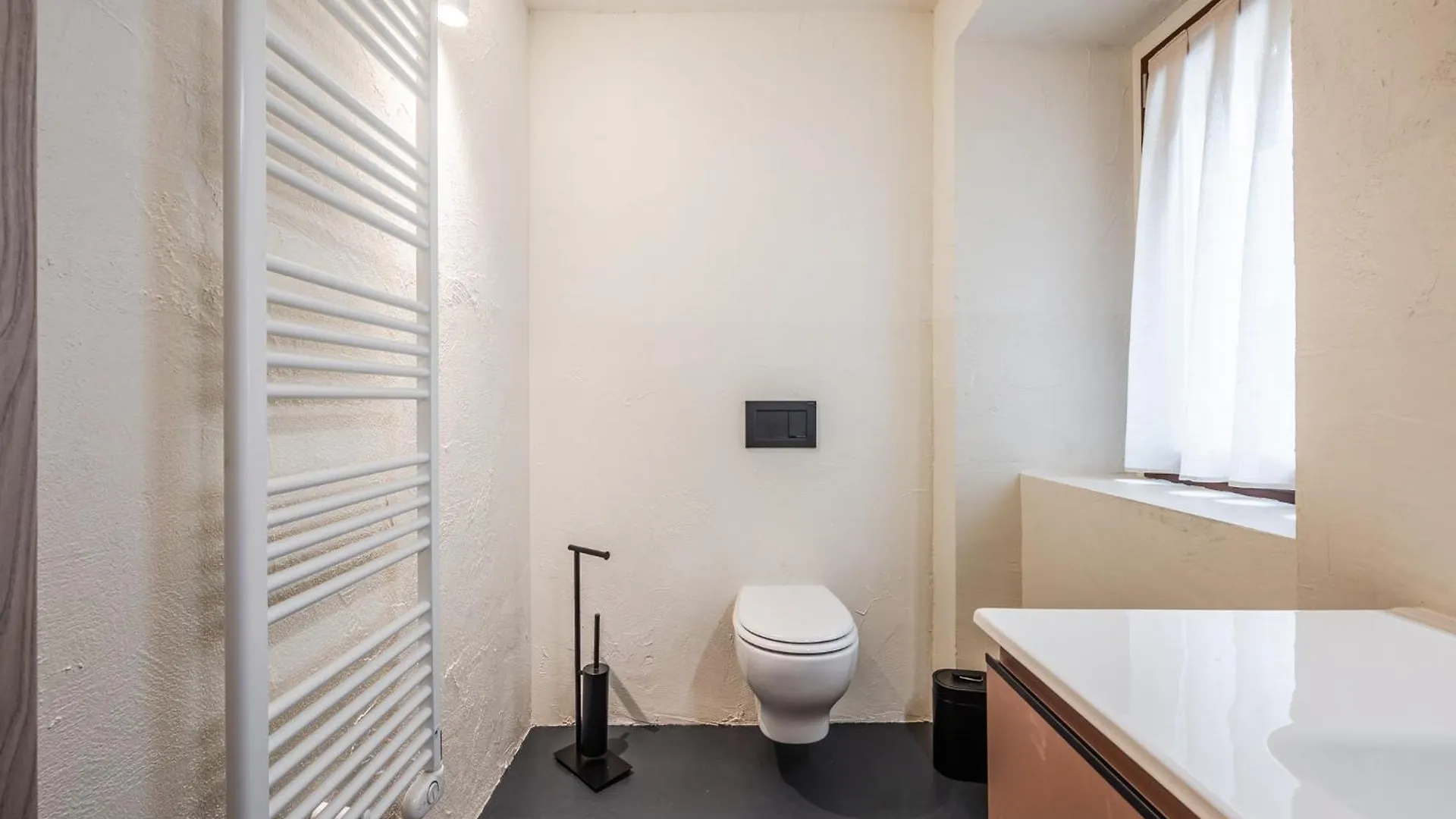 Matisse Garda Suite Peschiera del Garda