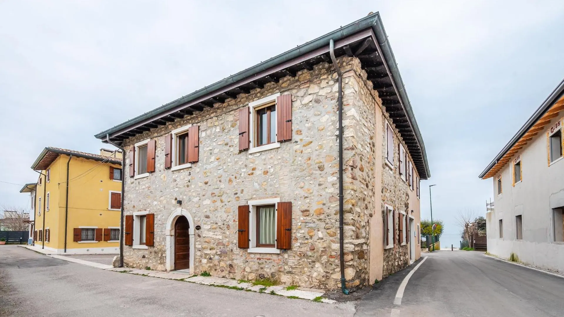Matisse Garda Suite Peschiera del Garda Italië